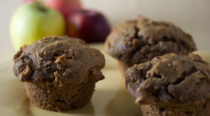 Photo by Veganbaking.net from USA (Vegan Apple Spice Muffins) [CC BY-SA 2.0 (http://creativecommons.org/licenses/by-sa/2.0)], via Wikimedia Commons